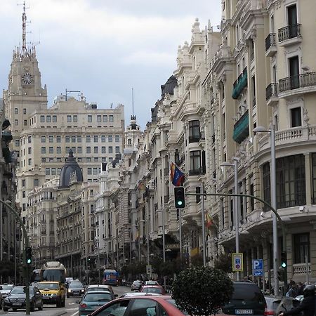 Gran Via Sol Valverde Parking Gratis Madrid Eksteriør billede